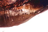 Ледник на входе в пещеру Баскусканская